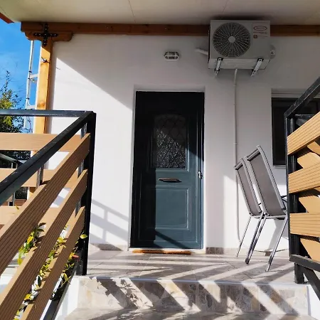 Nikolas' House Ferienhaus Nea Iraklia