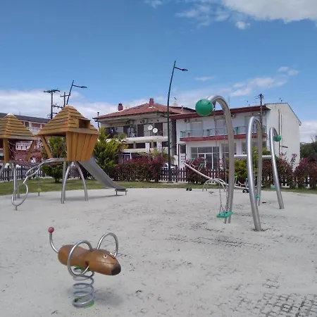 Tatil Evi Nikolas' House Nea Iraklia