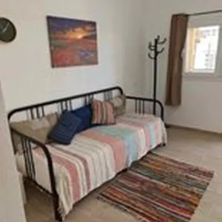 Nikolas' House בית נופש