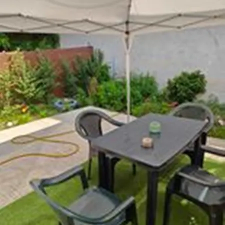 בית נופש Nikolas' House *