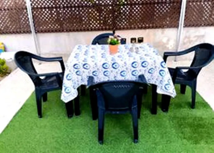 Nikolas' House Casa de Férias Néa Iráklia