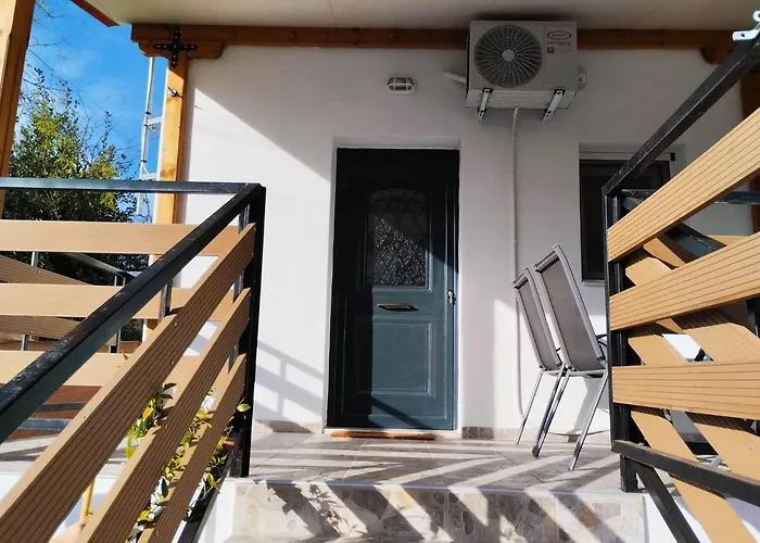 Nikolas' House Ferienhaus Nea Iraklia